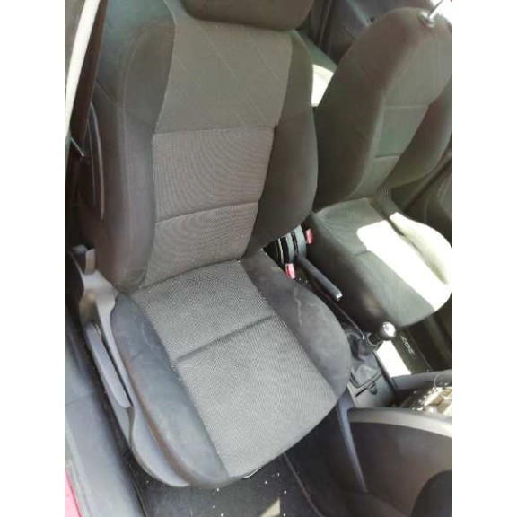 peugeot 207 del año 2007