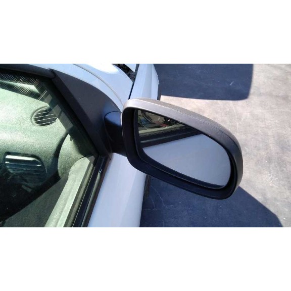 opel corsa c del año 2004