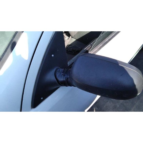 opel corsa c del año 2004