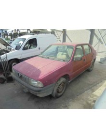 alfa romeo 33 berlina del año 1988