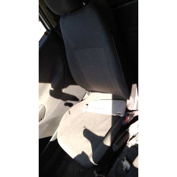 opel corsa c del año 2004