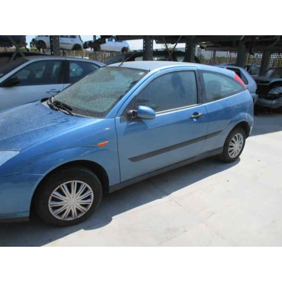 ford focus berlina (cak) del año 2000