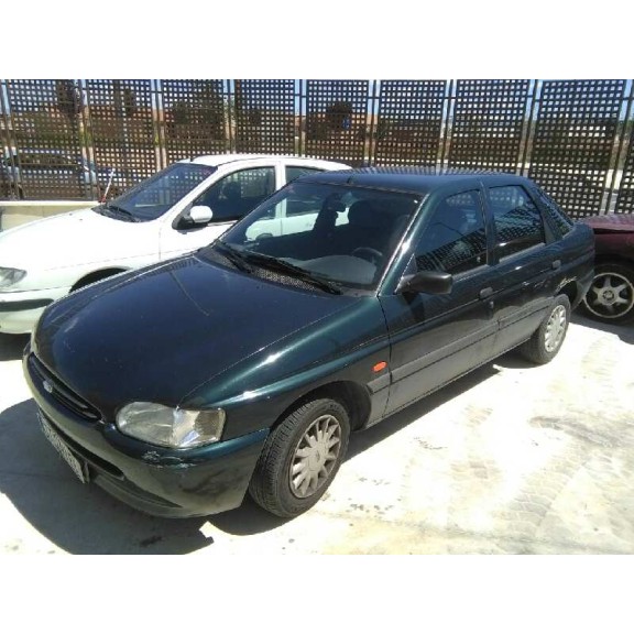ford escort berlina del año 1996