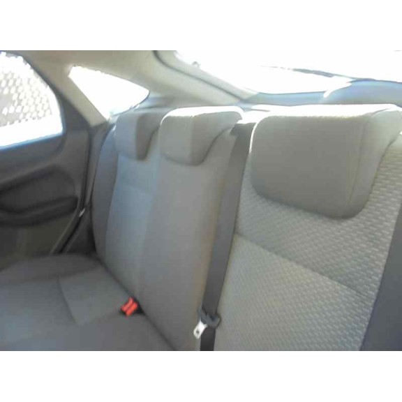 ford focus berlina (cap) del año 2006