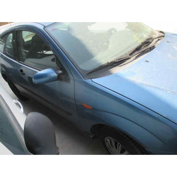 ford focus berlina (cak) del año 2000