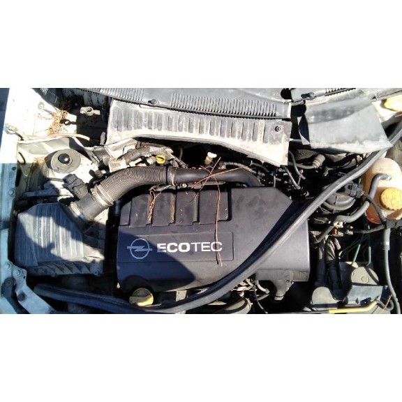 opel corsa c del año 2004