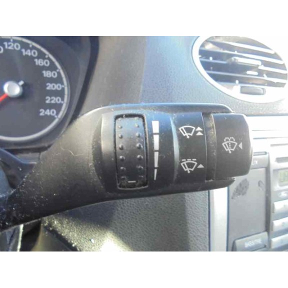 ford focus berlina (cap) del año 2006