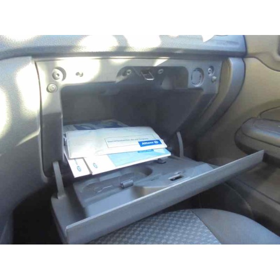 ford focus berlina (cap) del año 2006