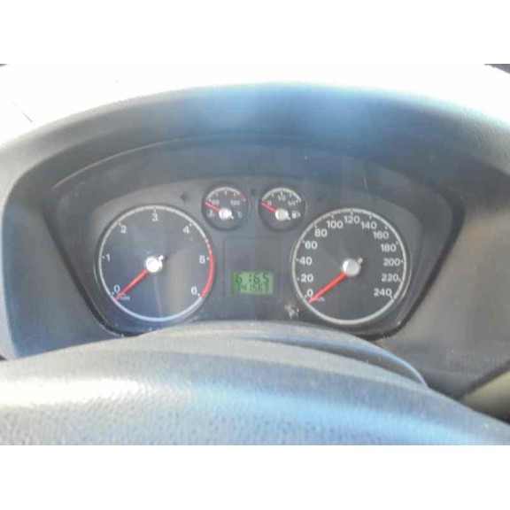 ford focus berlina (cap) del año 2006