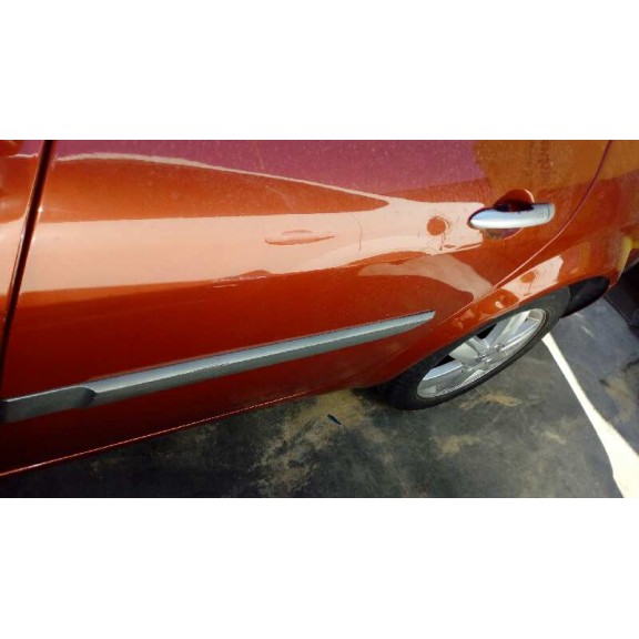 renault megane ii classic berlina del año 2004