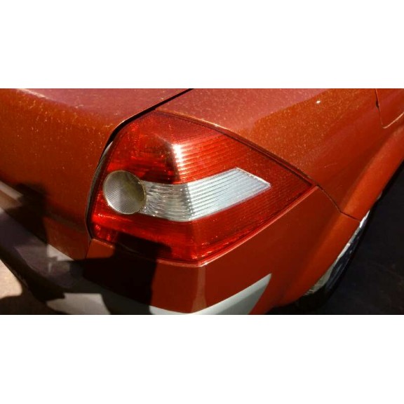 renault megane ii classic berlina del año 2004