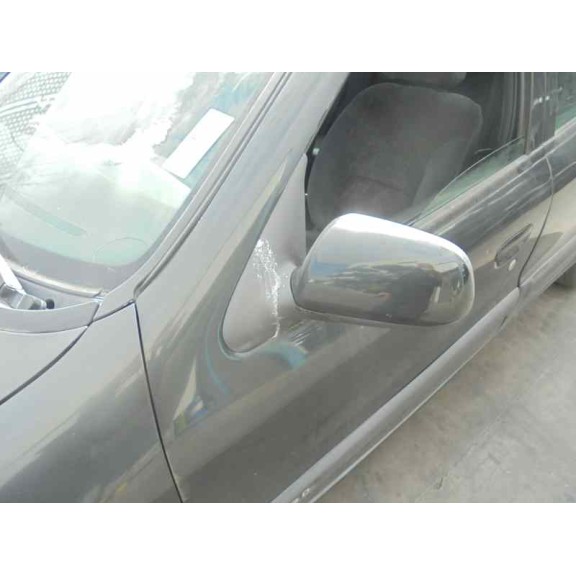 citroën xsara berlina del año 1998