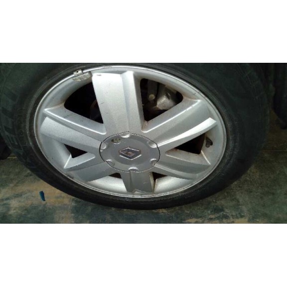 renault megane ii classic berlina del año 2004