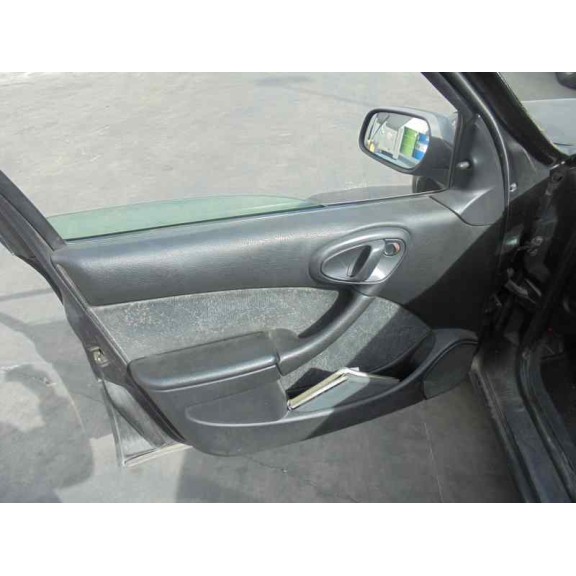 citroën xsara berlina del año 1998