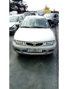 mitsubishi carisma berlina 5 (da0)1995) del año 1997