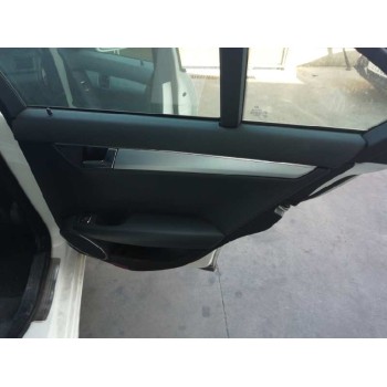 GUARNECIDO PUERTA TRASERA DERECHA 