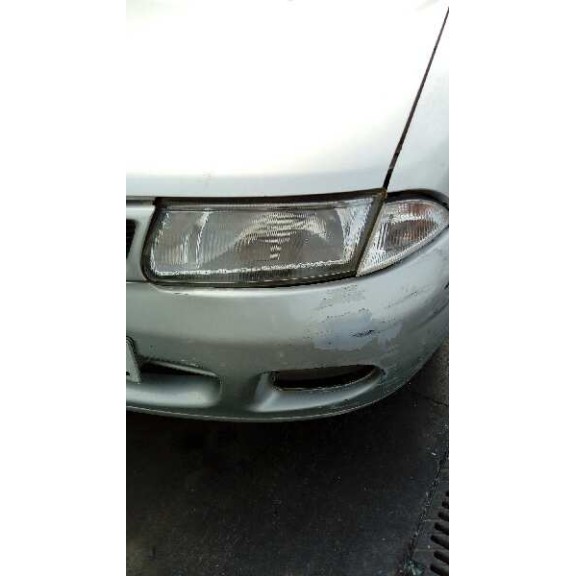 mitsubishi carisma berlina 5 (da0)1995) del año 1997