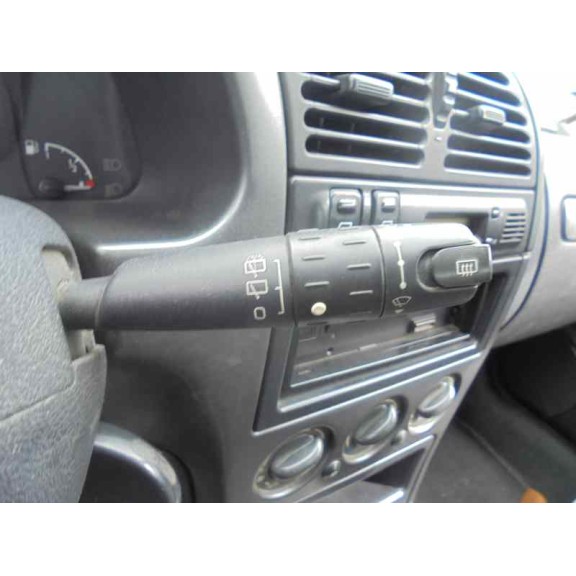 citroën xsara berlina del año 1998