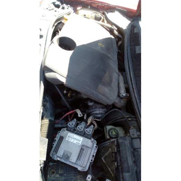 renault megane ii classic berlina del año 2004