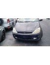 ford focus berlina (cak) del año 2000