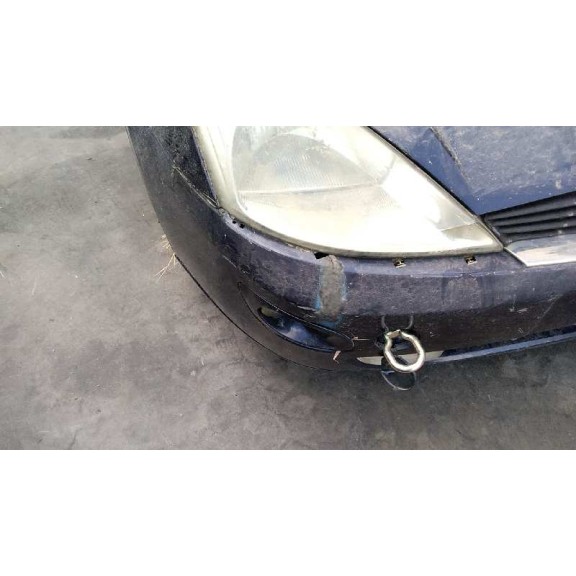 ford focus berlina (cak) del año 2000