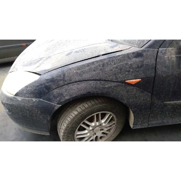 ford focus berlina (cak) del año 2000