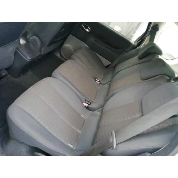 renault grand scenic del año 2007