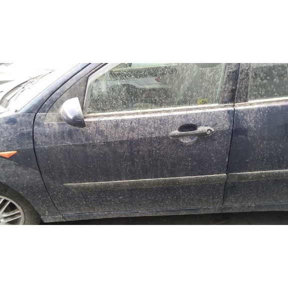 ford focus berlina (cak) del año 2000