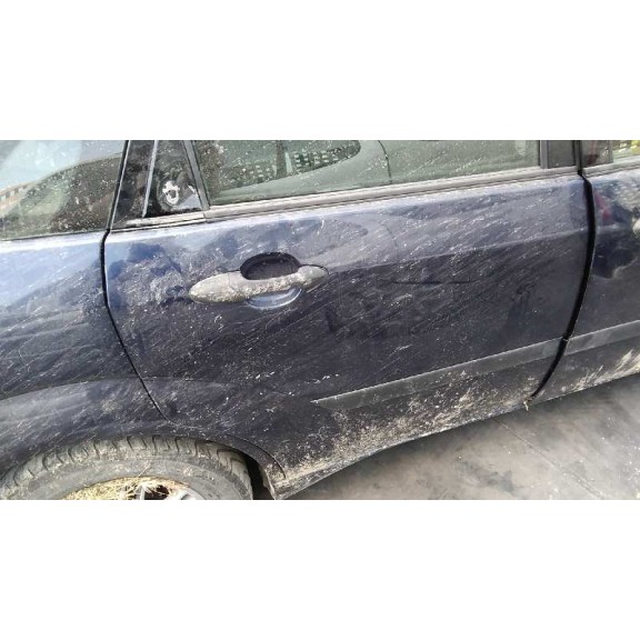 ford focus berlina (cak) del año 2000