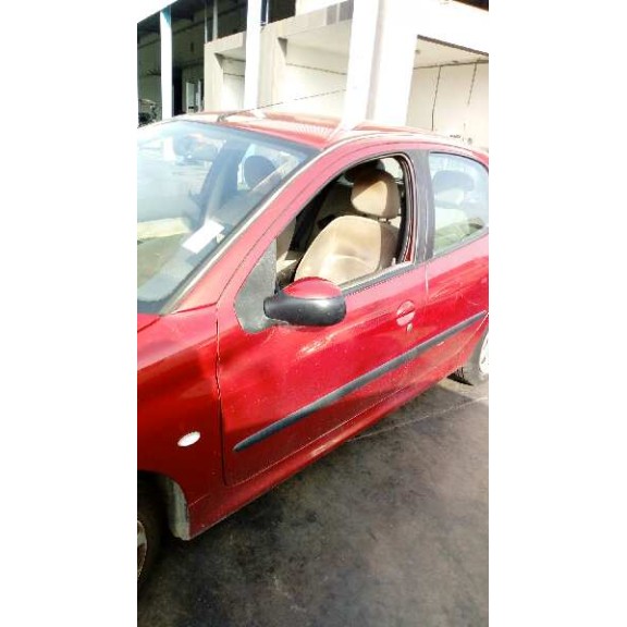 peugeot 206 berlina del año 2003