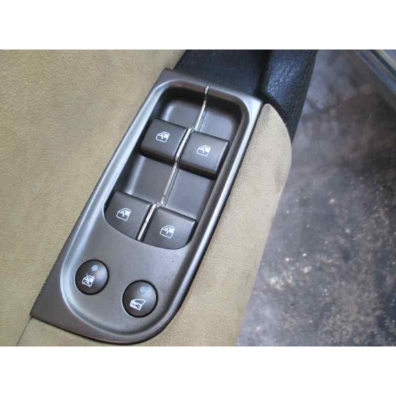 lancia thesis (115) del año 2008