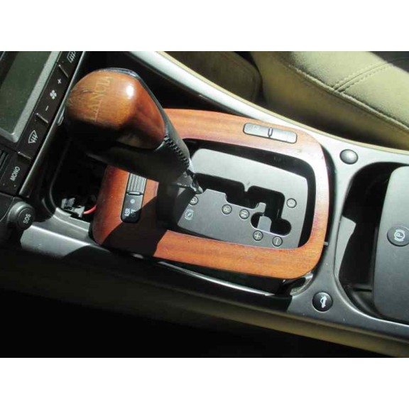 lancia thesis (115) del año 2008