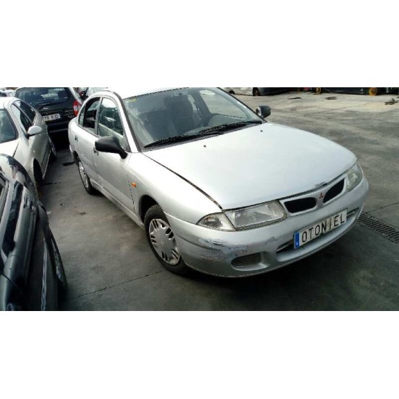 mitsubishi carisma berlina 5 (da0)1995) del año 1997