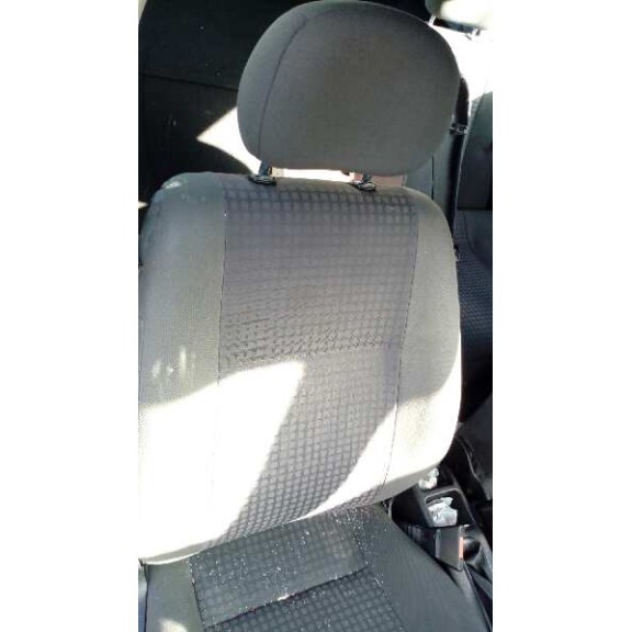 opel astra g berlina del año 2003