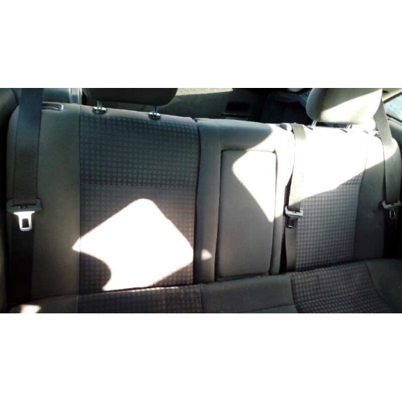 opel astra g berlina del año 2003