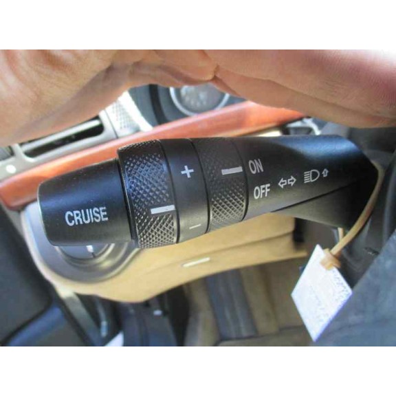 lancia thesis (115) del año 2008