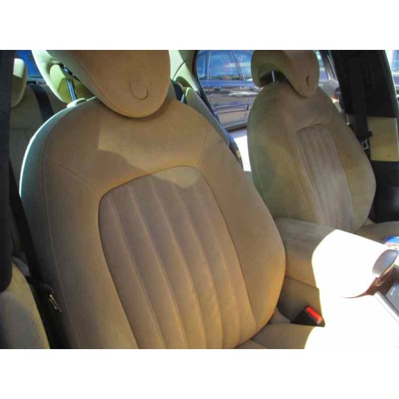 lancia thesis (115) del año 2008