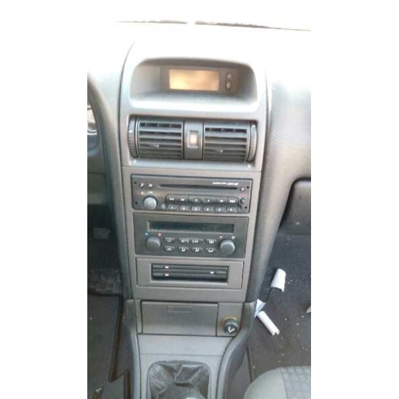 opel astra g berlina del año 2003