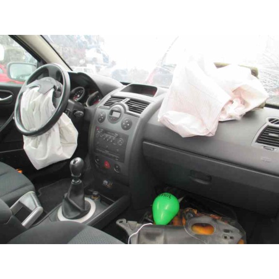 renault megane ii berlina 3p del año 2004