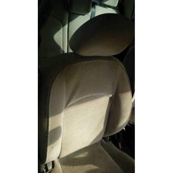 peugeot 206 berlina del año 2003