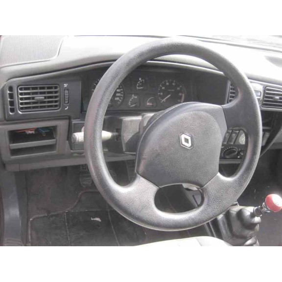 renault 19 (b/c/l53) del año 1995