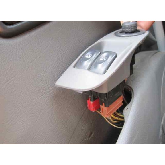 renault megane i coupe fase 2 (da..) del año 2000