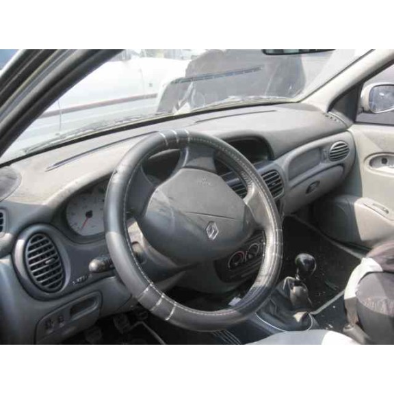 renault megane i coupe fase 2 (da..) del año 2000