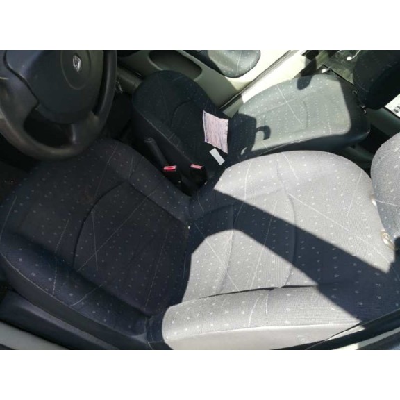 renault clio ii fase ii (b/cb0) del año 2002