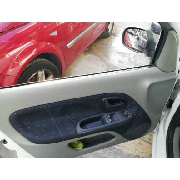 renault clio ii fase ii (b/cb0) del año 2002