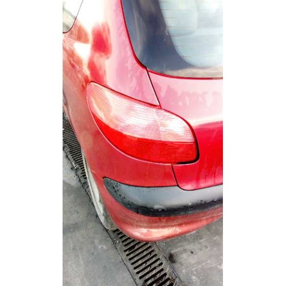 peugeot 206 berlina del año 1999