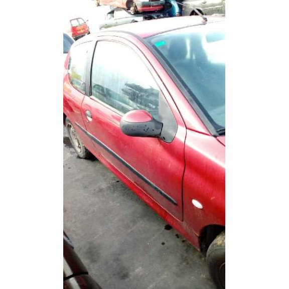 peugeot 206 berlina del año 1999