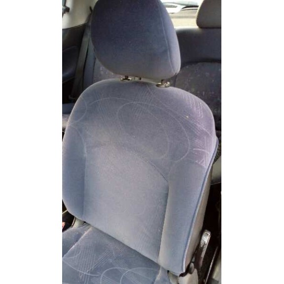 peugeot 206 berlina del año 1999