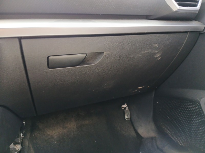 Recambio de guantera para seat leon (kl1, klg) 2.0 tdi referencia OEM IAM 5FB857563A  