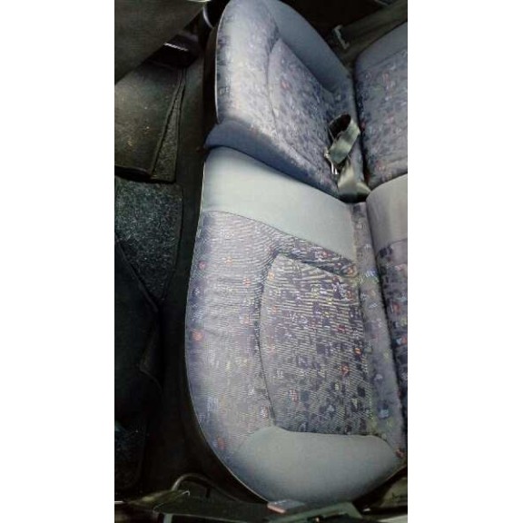 peugeot 206 berlina del año 1999